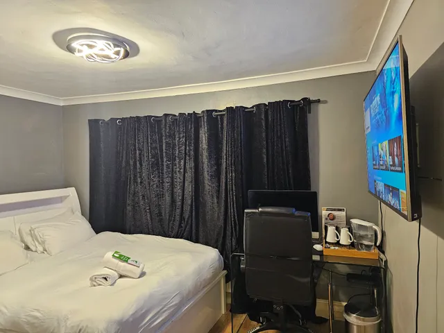 Umbrella Properties UK - Canning Town