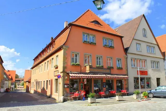 HOCHER HOTEL & CAFÉ Gmbh
