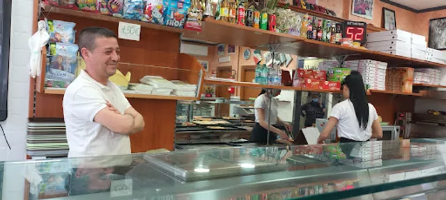 Pizza Rustica, Torverghollywood