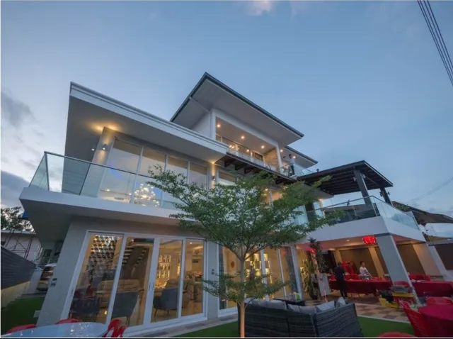 Glass Houzz Taman Nordin