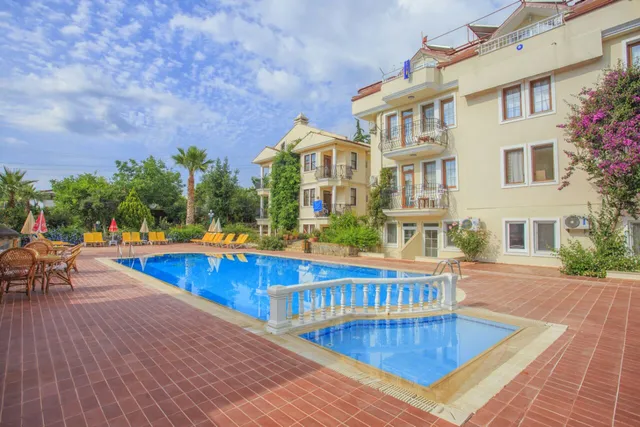 Milkyway Hotel & Apartments