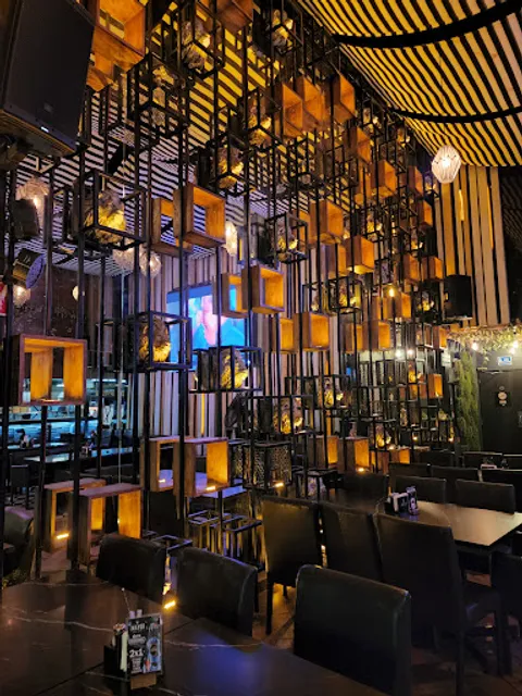 La Mayor Cantina Imperial Americas