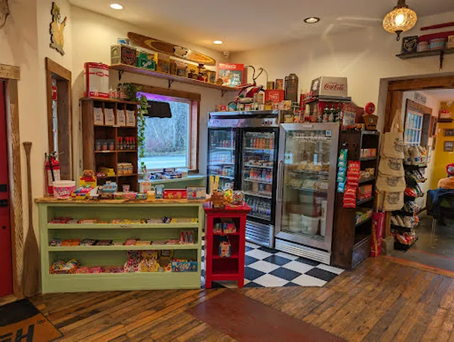 The Riverbend Cafe & General Store