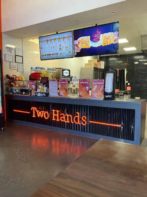 Two Hands Fresh Corn Dog - Murphy