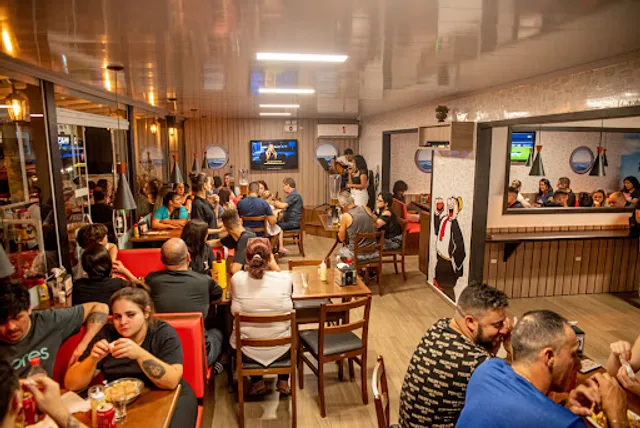 Popeye Lanches e Pizzaria