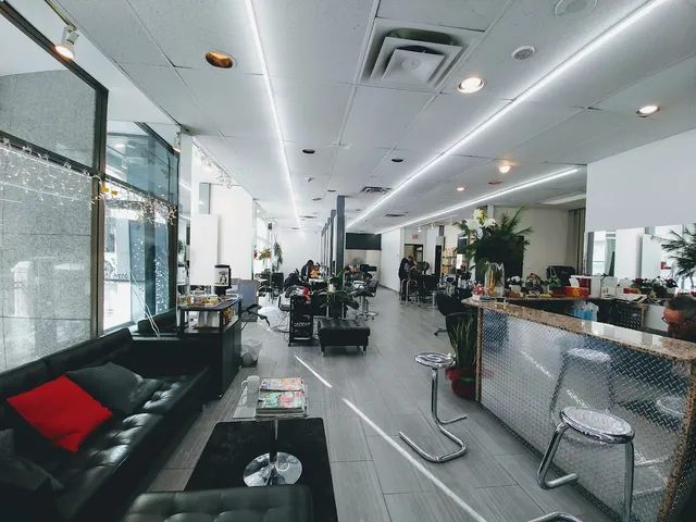 OZ Salon - Coiffure et Esthétique - Centre-Ville de Montréal