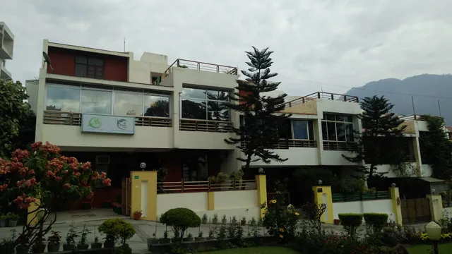 Ved Varuna Ayurveda Sadan