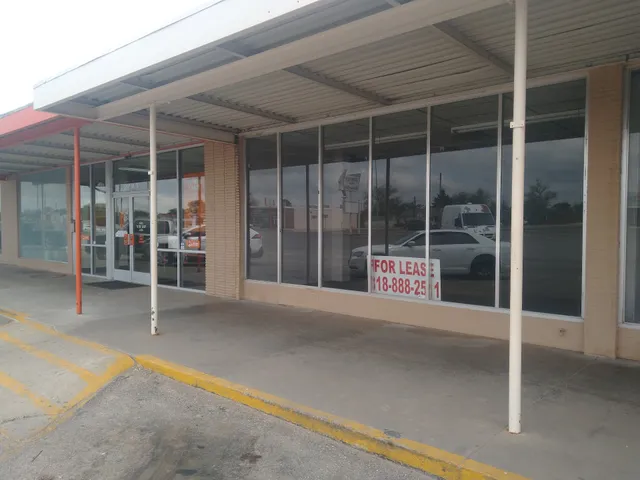 Running Water Draw Shopping Center