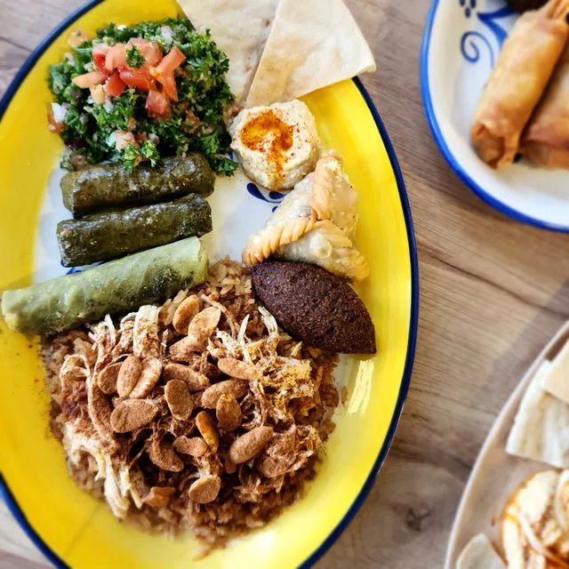 Zistaki Cocina Árabe y Mediterránea