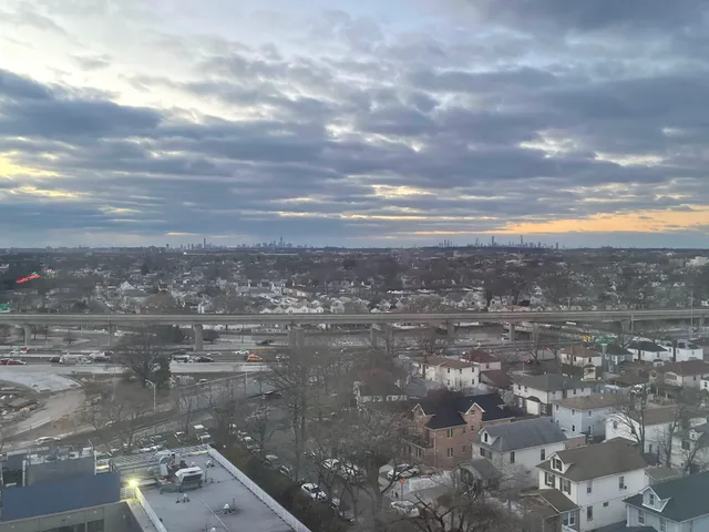 DoubleTree by Hilton New York JFK Airport