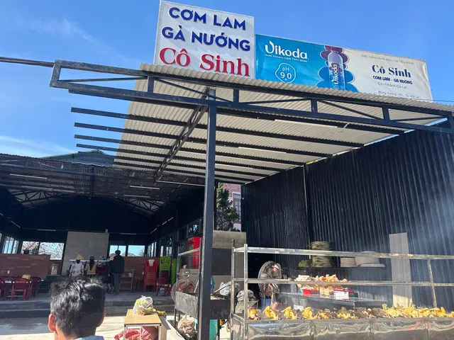 CÔ SINH - gà nướng cơm lam