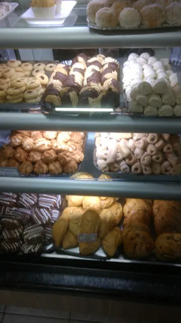 Bread Café - Bakery and Confectionery