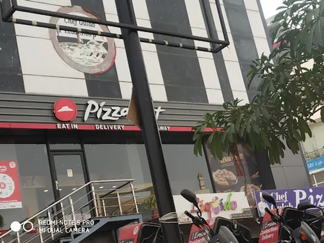 Pizza Hut | Cine Mall, Sikar