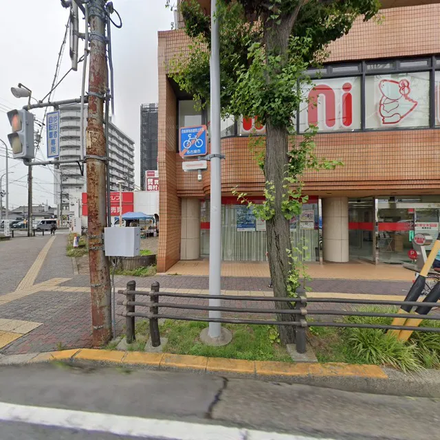 焼きたてメロンパン ポポ