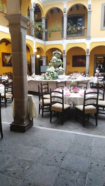 RESTAURANTE LOS SEÑORIOS