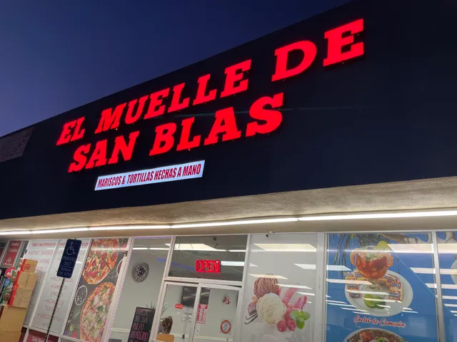 El Muelle de San Blas Restaurant