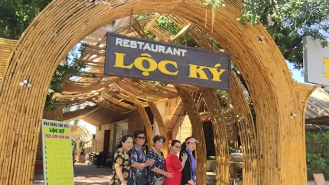 NHÀ HÀNG CƠM NIÊU LỘC KÝ