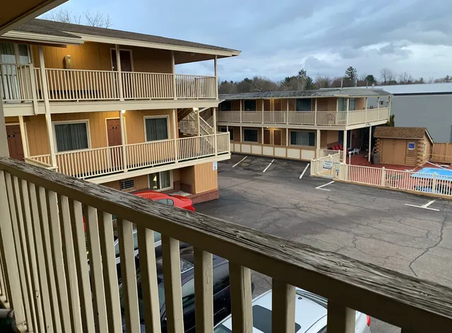 Travelodge by Wyndham South Burlington