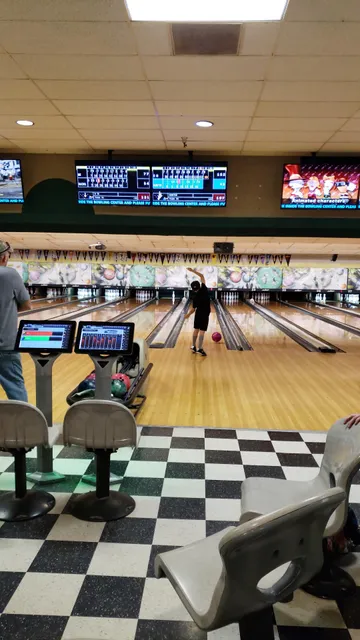 Admiral Robinson Rec Center Pro Shop