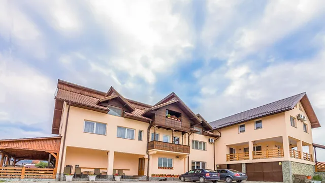 Pensiunea & Pizzeria XINELA