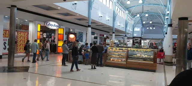 Muffin Break Booragoon Garden City