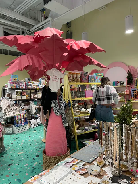 Diament Gifts & Accessories