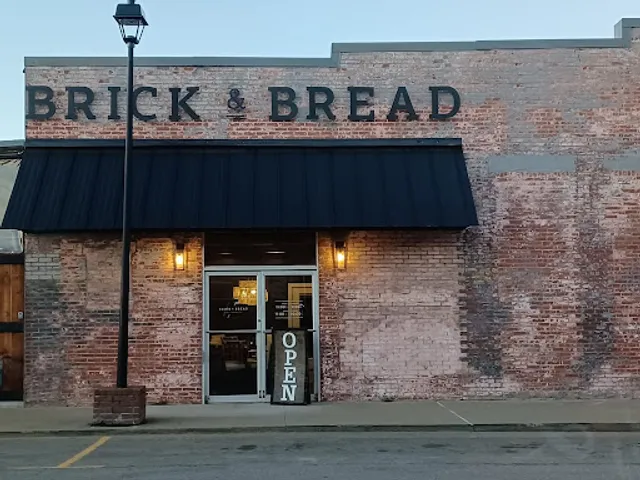 BRICK & BREAD