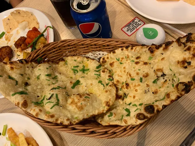 Ebeneezer's Kebabs & Pizzeria (Discovery Bay) | Halal Certified