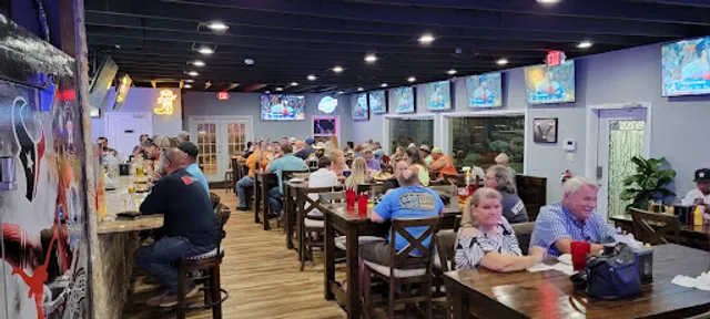 Texas Pride Sports Bar and Grill