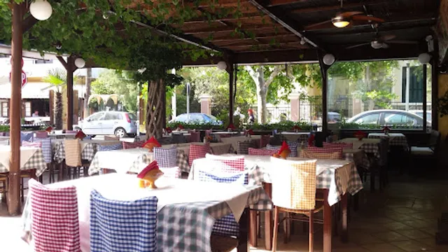 Greek Traditional Restaurant Kipos