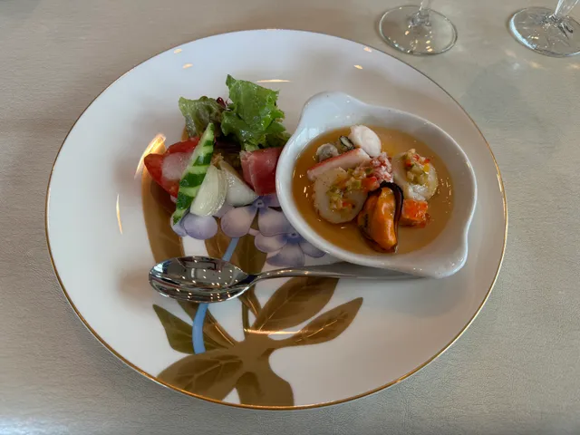 レストランルミエール