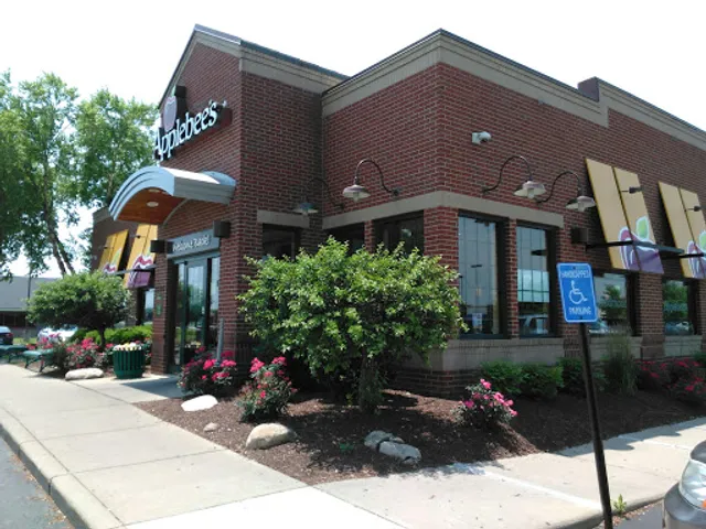 Applebee's Grill + Bar