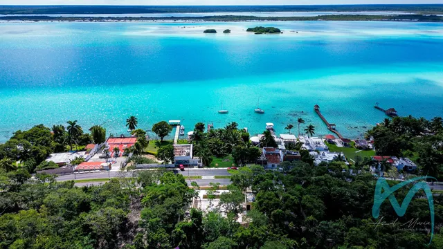 Hotel y Cabañas Azul María Bacalar