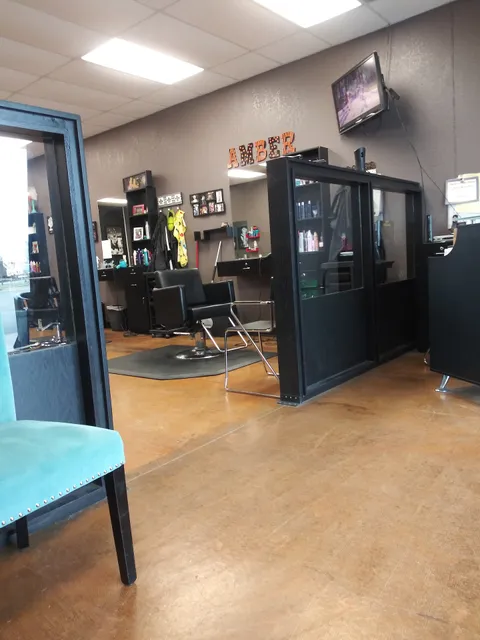 Level 7 Salon