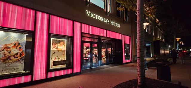 Victoria's Secret & PINK