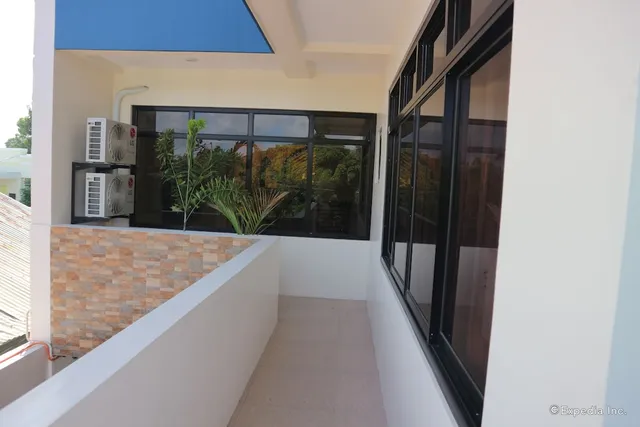 RedDoorz @ La Trinidad Pension House