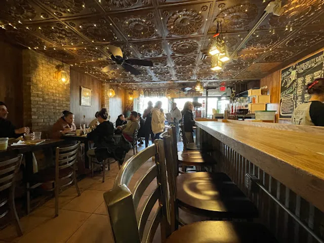 The Flour Shoppe Cafe