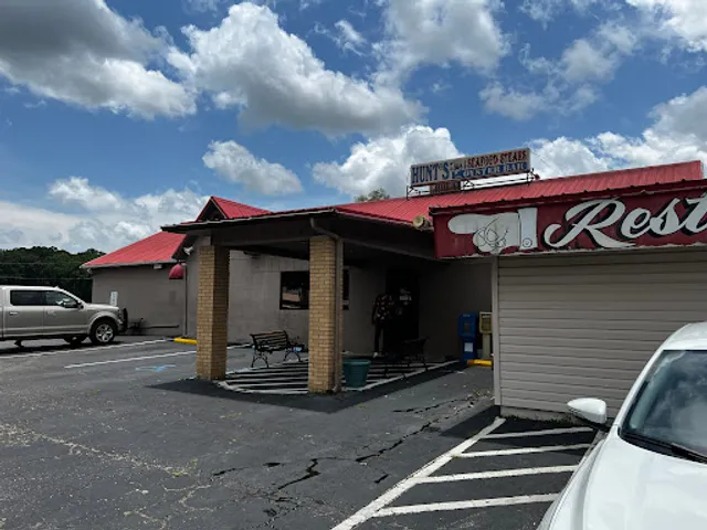 Hunt's Seafood Restaurant & Oyster Bar
