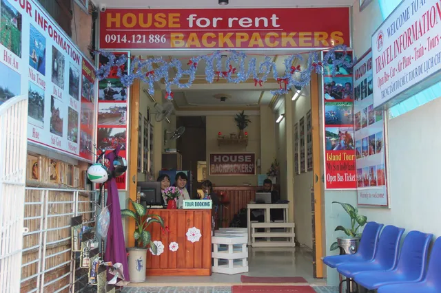 House Backpackers