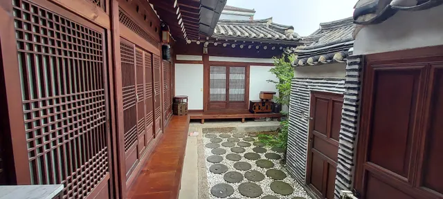 Midam Hanok Guesthouse