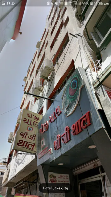 Collection O 85061 Hotel Welcome