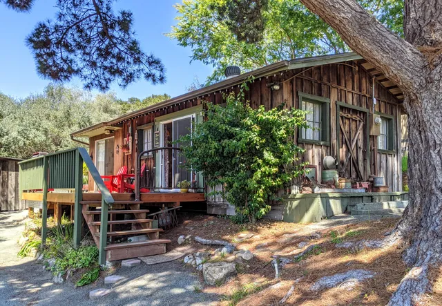 Olive Tree Cottages--Libretto Cottage / Olive Tree Cabin