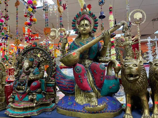 India Sajawat & Puja Hut