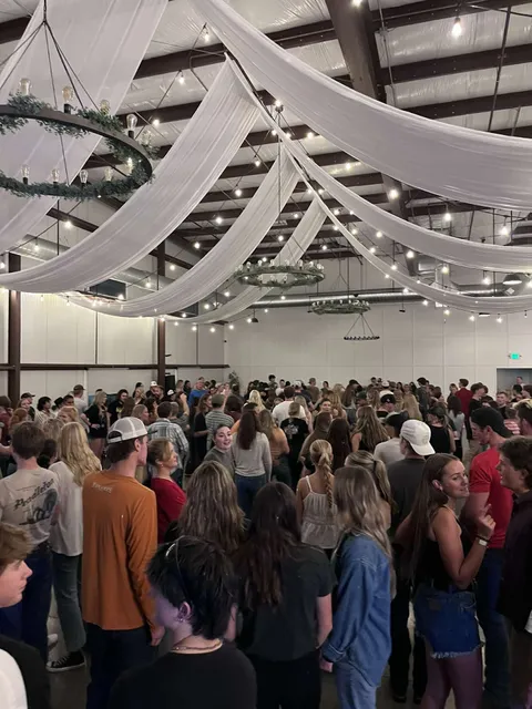 Outlaw Country Swing Dancing