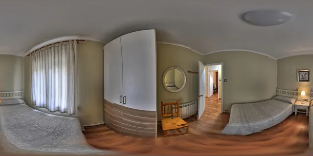 CASA / APARTAMENTOS LARDIES