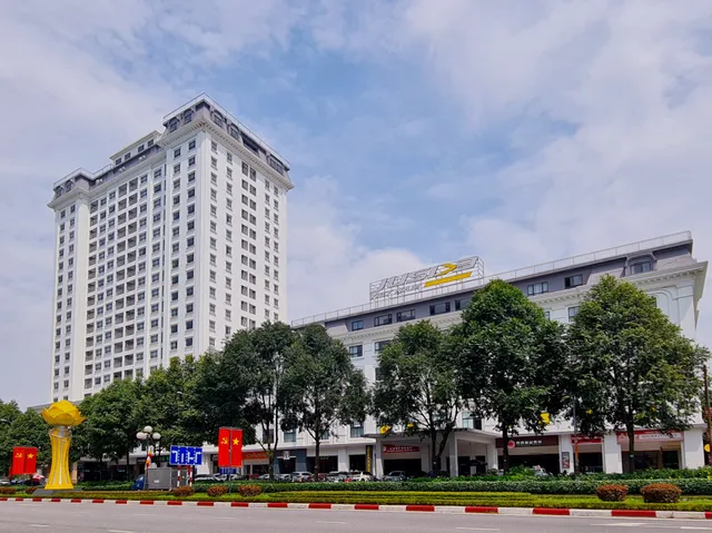 VIET LONG COMPLEX Residence