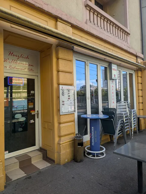 Restaurant Volta Bar + African kitchen