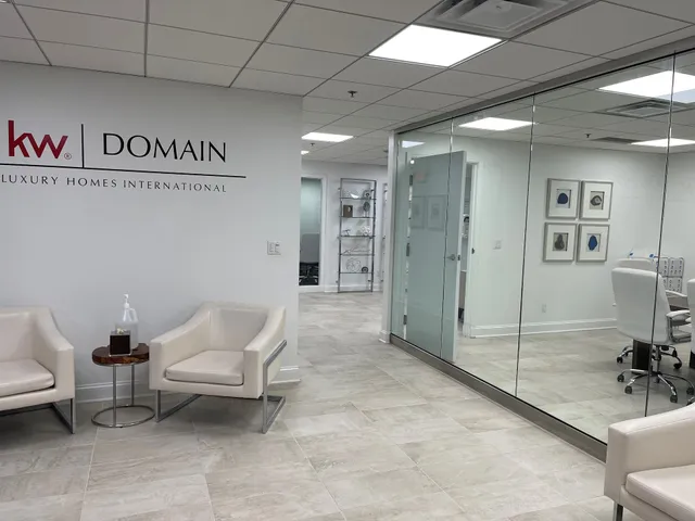 Mariah Grumblatt - Keller Williams Domain Luxury International