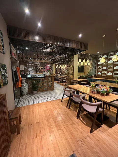 Bonni Fine Sushi & Asian Cuisine