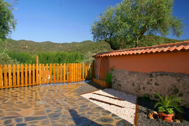 Rio y Jara Turismo Rural, SL